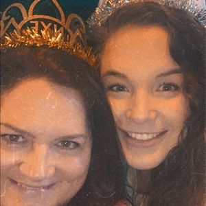 Meet your Posher, Abigail